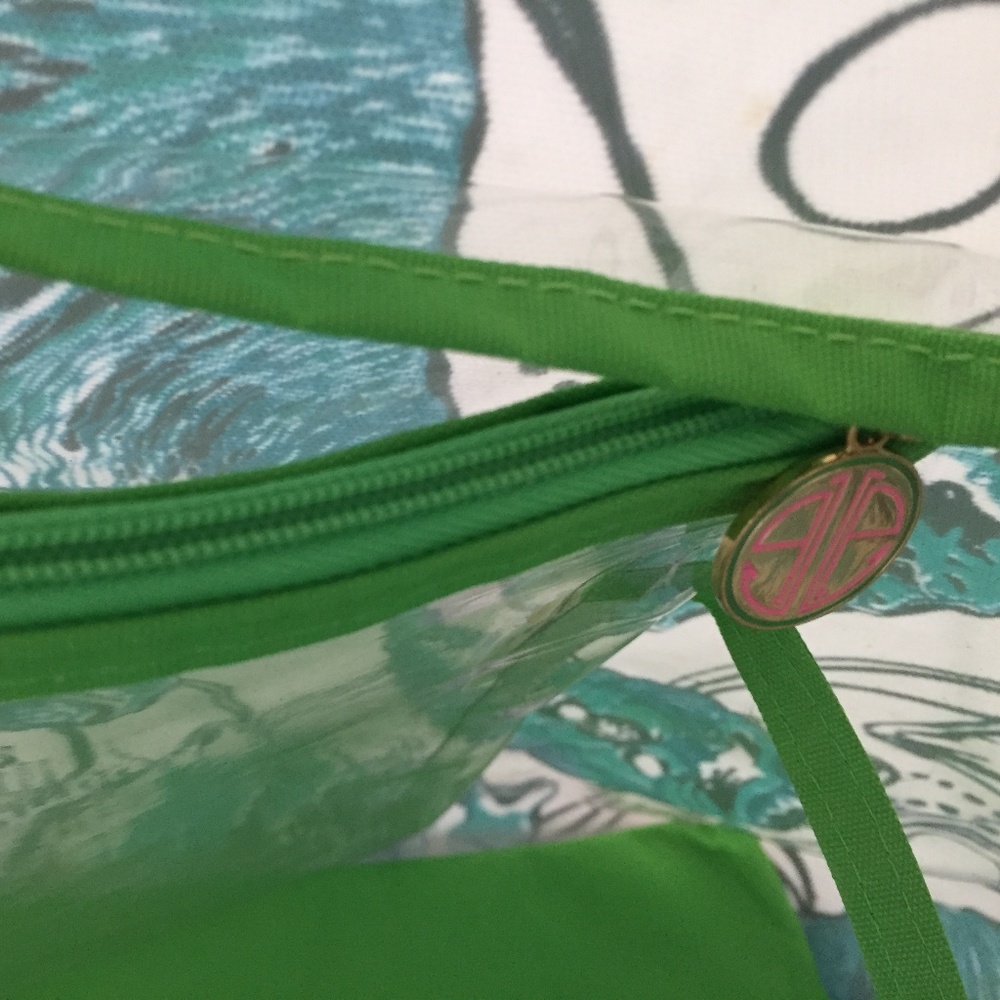 Lily Pulitzer Beach Tote - Picture 3 of 9